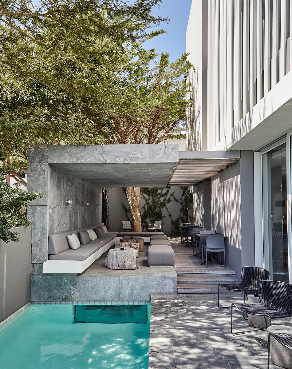 Pod Hotel in Camps Bay