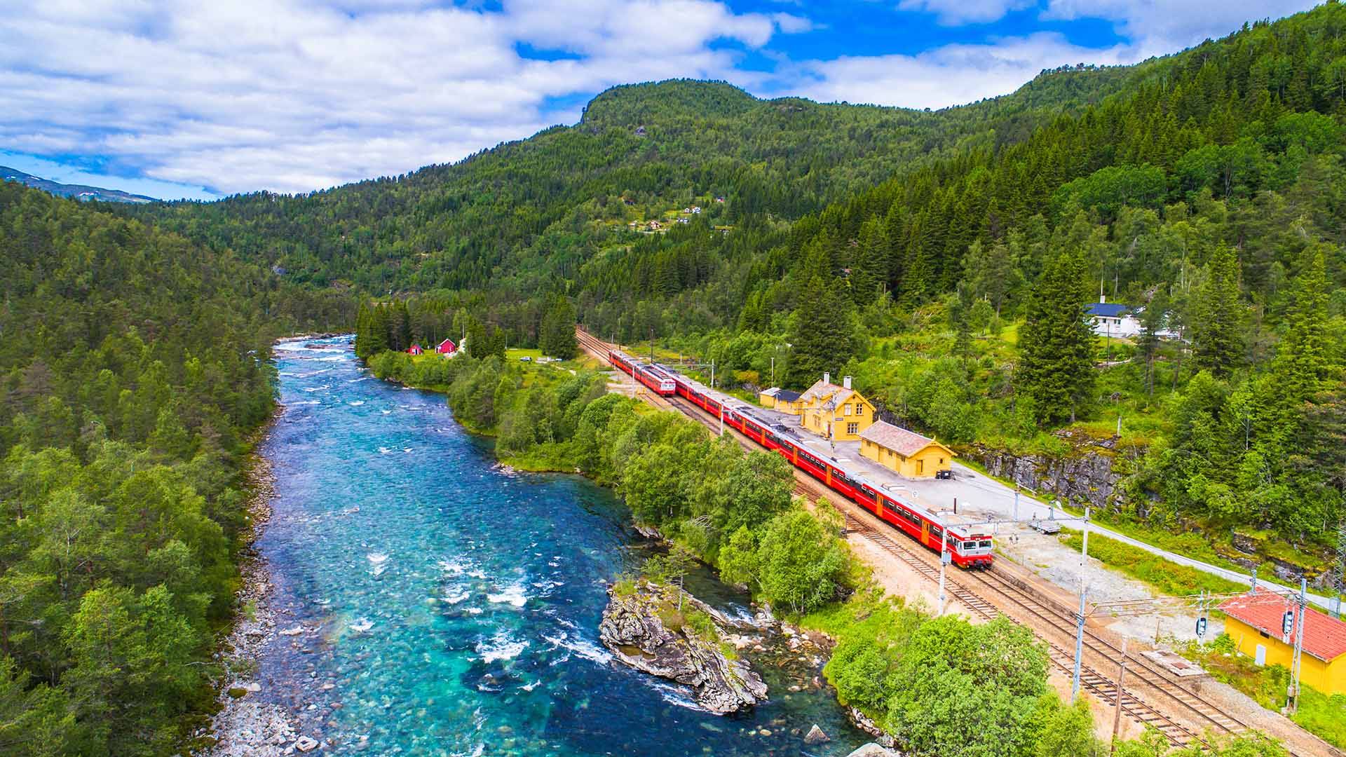 Train from Oslo to Bergen, Image by Marius Dobilas, shutterstock Train from Oslo to Bergen, Image by Marius Dobilas, shutterstock